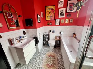 Photo 48- click for photo gallery